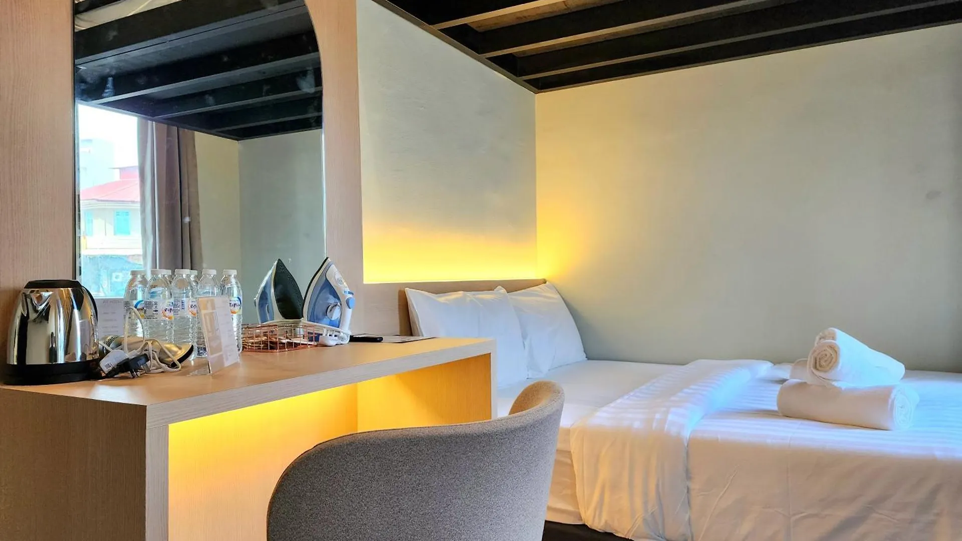 Georgetown Ay Hotel 2*, George Town Malezya